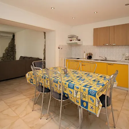 Drazen Apartment *
